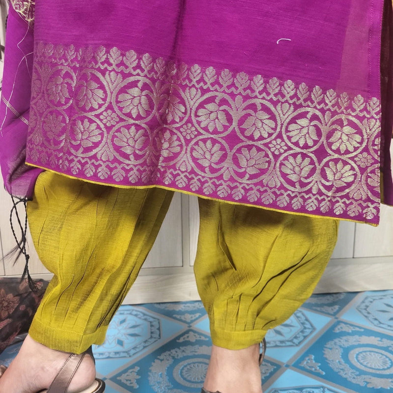 হাফ সিল্ক জামদানি তাঁত কাজের সালোয়ার কামিজ-ম্যাজেন্টা+বাসন্তী মিক্স কালার - China To BD Web