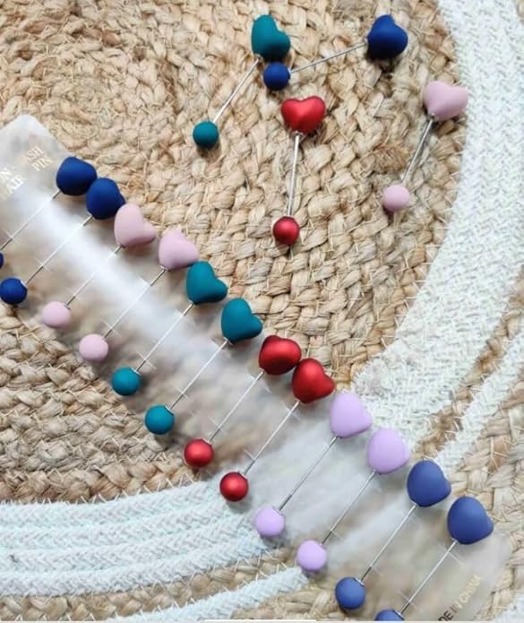 Heart Shaped Loop Takni Pins